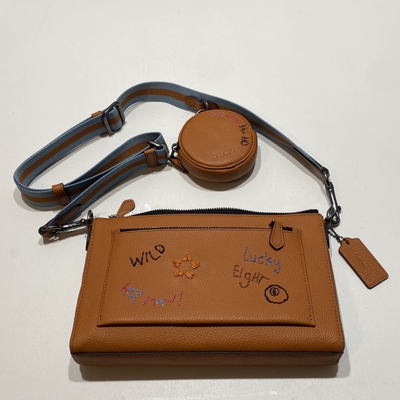 Coach Holden Crossbody With Two Diary Embroidery Coin Purse and Bag Detachable - Picture 5 of 10